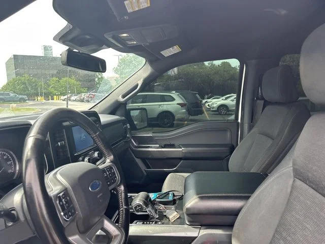 Used 2022 White Ford XLT image 11