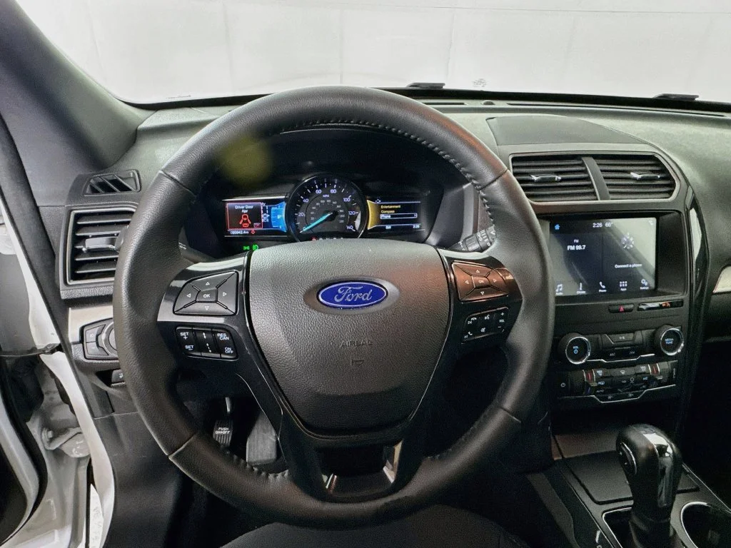 Used 2019 White Ford XLT image 11