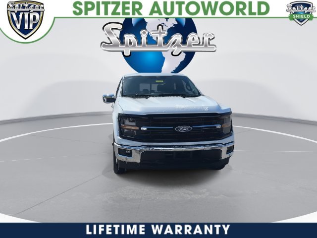 New 2024 Oxford White Ford XLT image 6