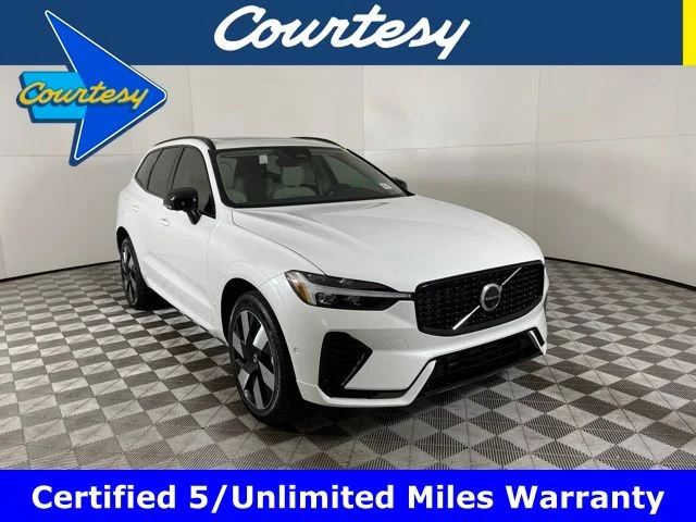 2024 Volvo XC60 T8 Plus Dark Theme AWD's photo