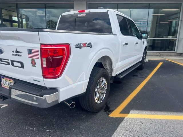 Used 2023 Oxford White Ford XLT image 6