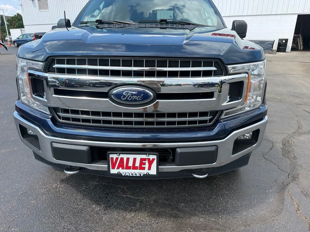 Used 2019 Gray Ford XLT image 11
