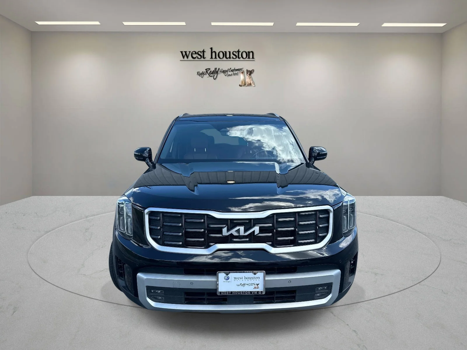 Used 2024 Ebony Black Kia SX FWD image 2