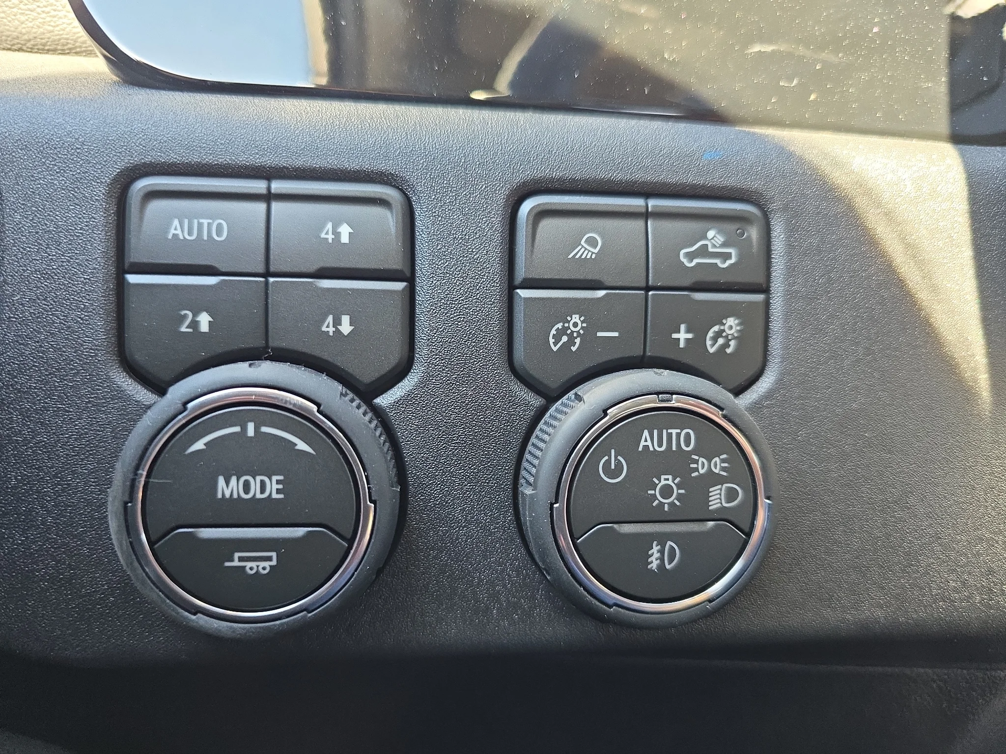 2026 Chevrolet Silverado 3500 HD LTZ - Photo 21