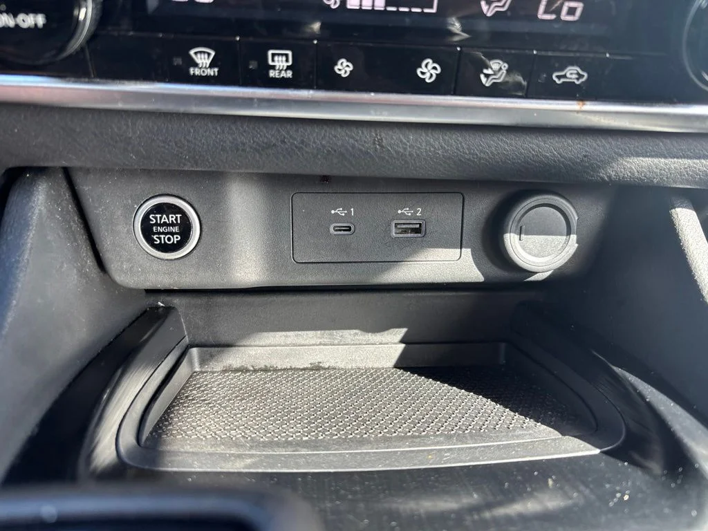 Used 2021 Gray Nissan SV image 27