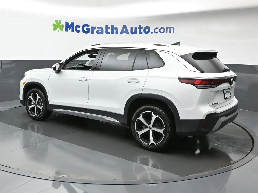 New 2026 White/off-white Volkswagen 2.0T SE image 24