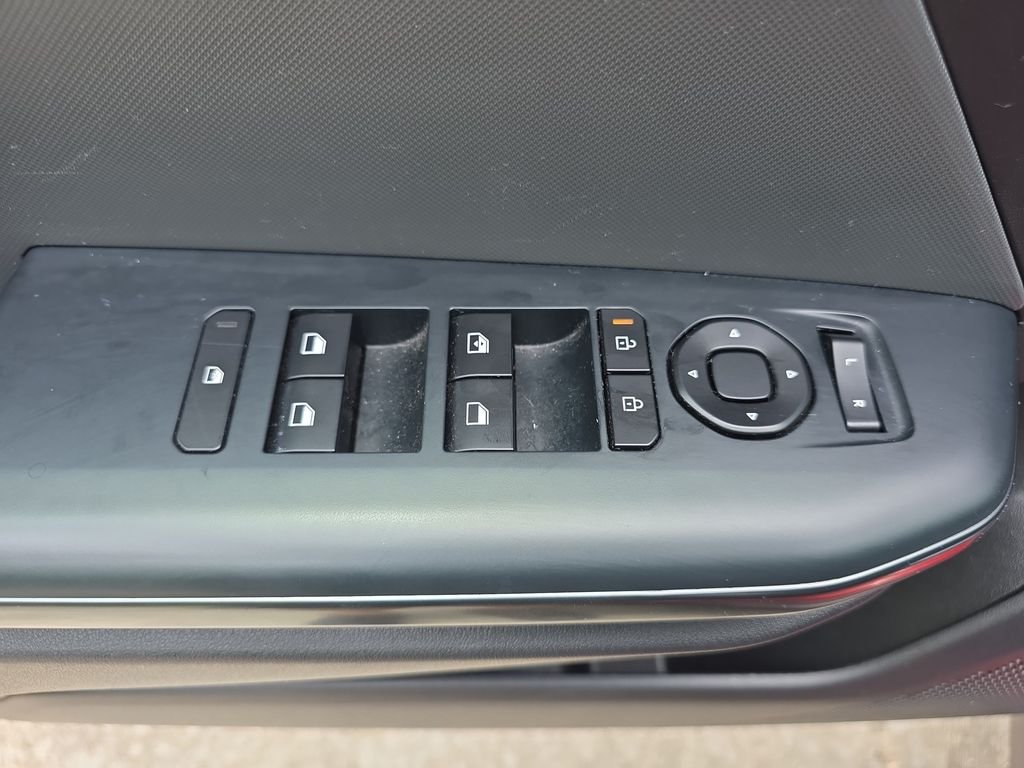 2025 Kia K4 LXS - Photo 19