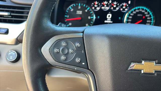 Used 2018 White Chevrolet Premier image 23