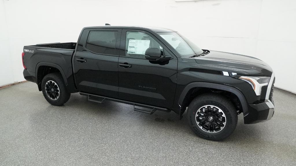 New 2026 Midnight Black Metallic Toyota SR5 image 15