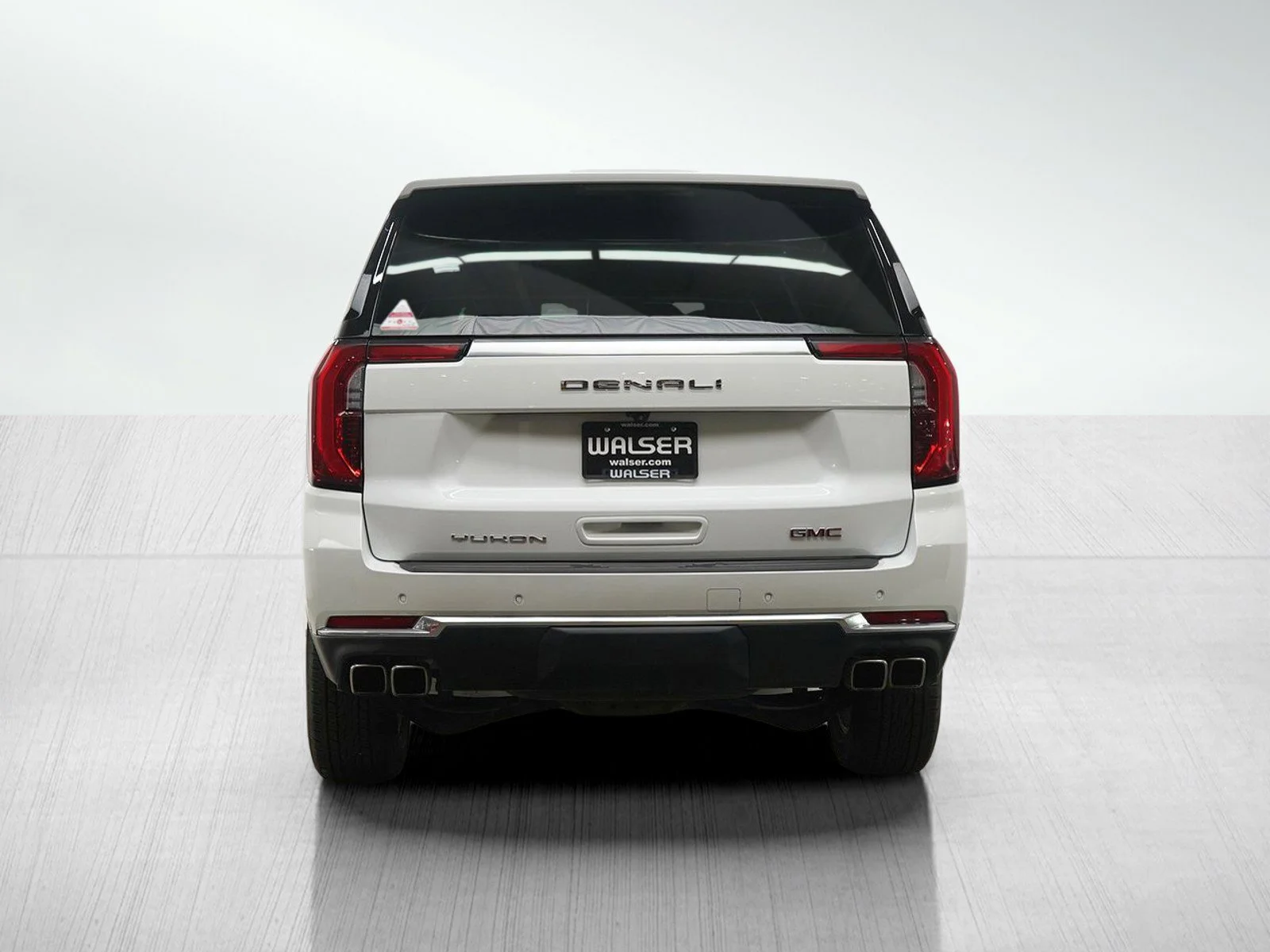 Used 2025 Summit White GMC Denali image 4