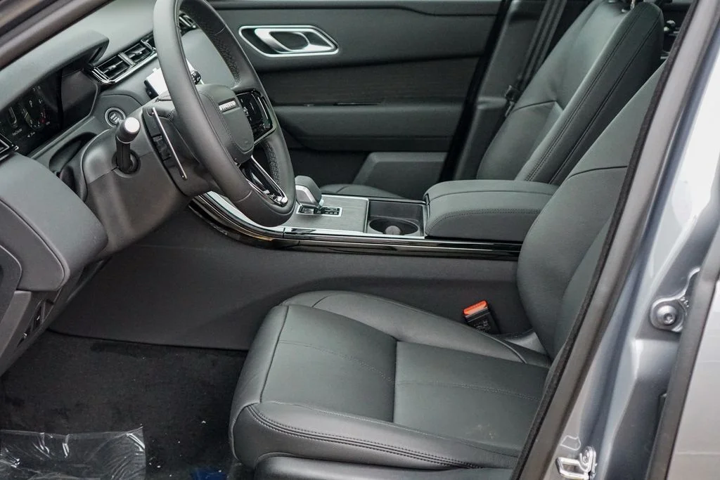 New 2026 Zadar Grey Prem Met Land Rover S image 11