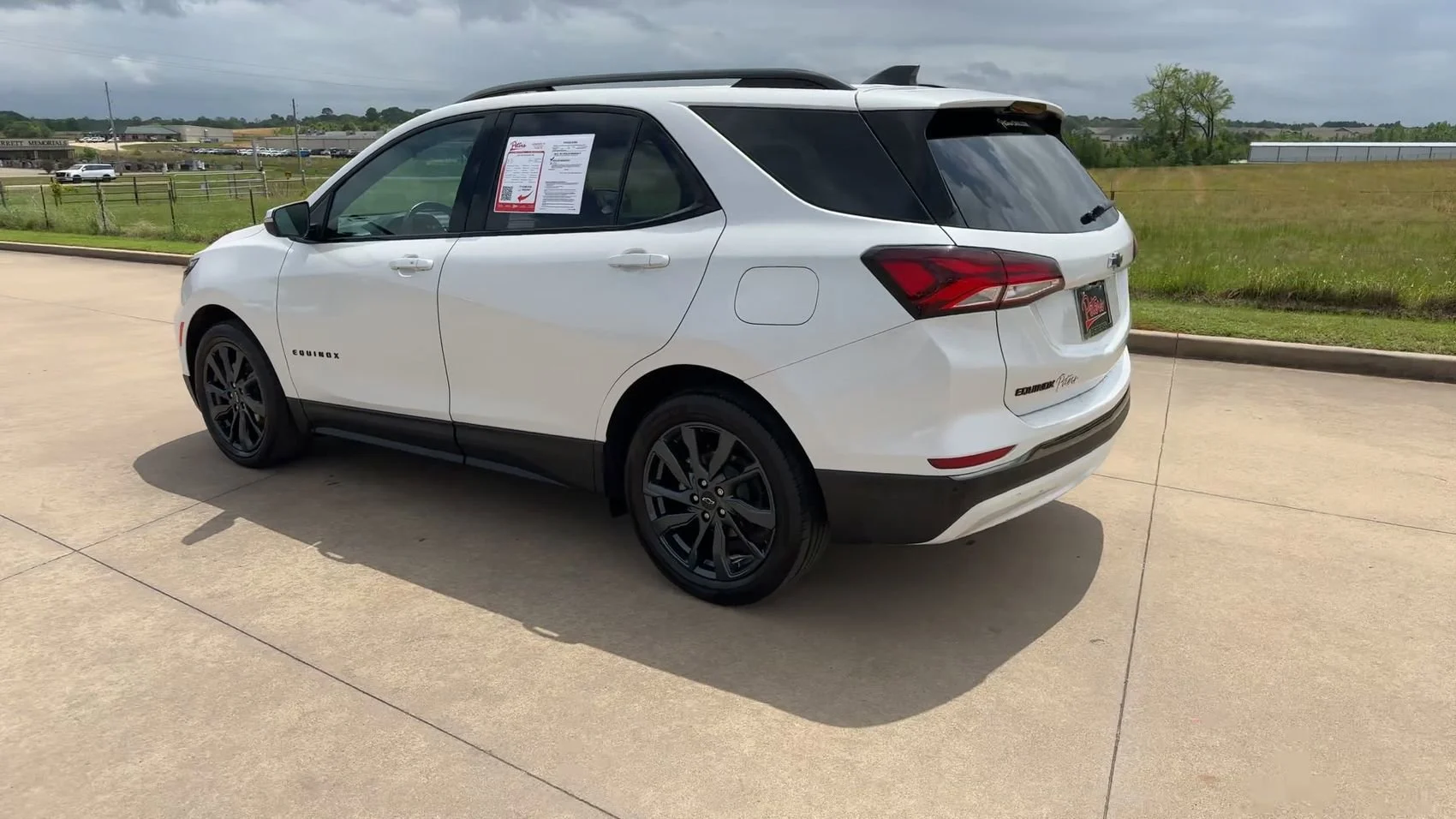 Used 2022 Iridescent Pearl Tricoat Chevrolet RS image 7
