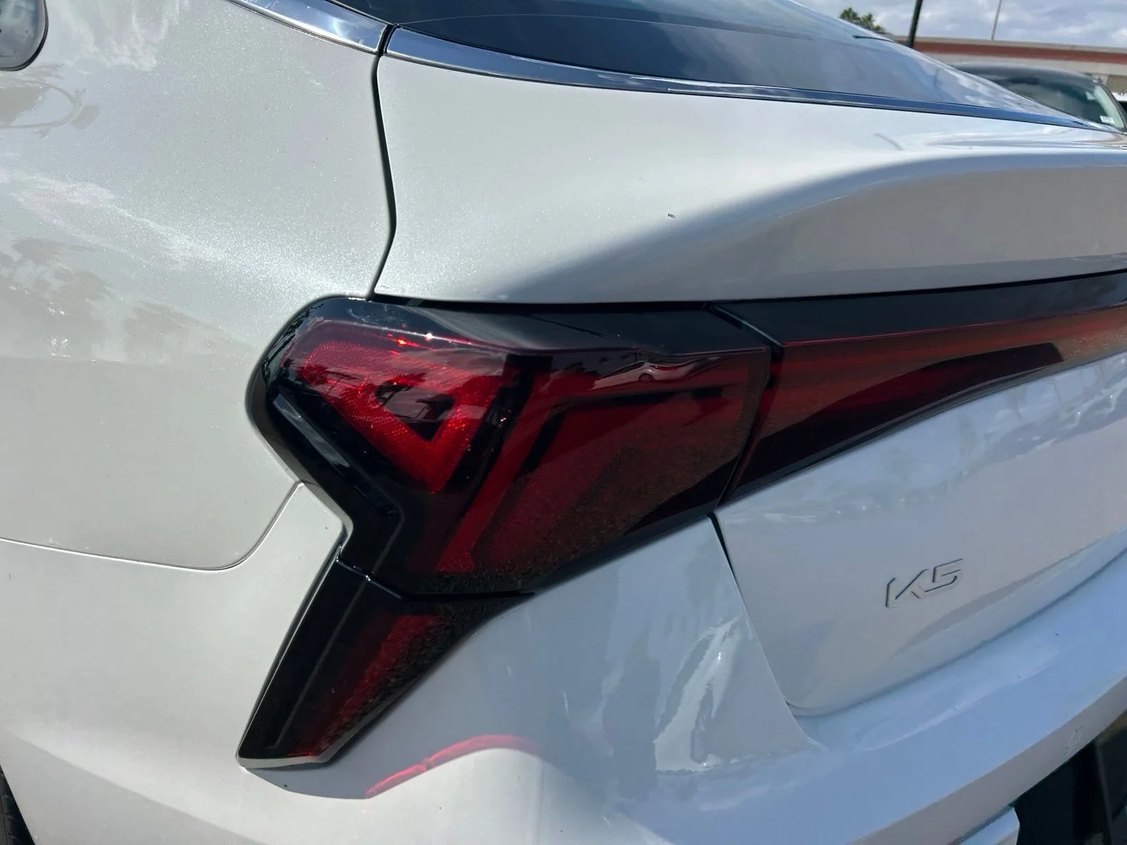 New 2025 White Kia GT image 7