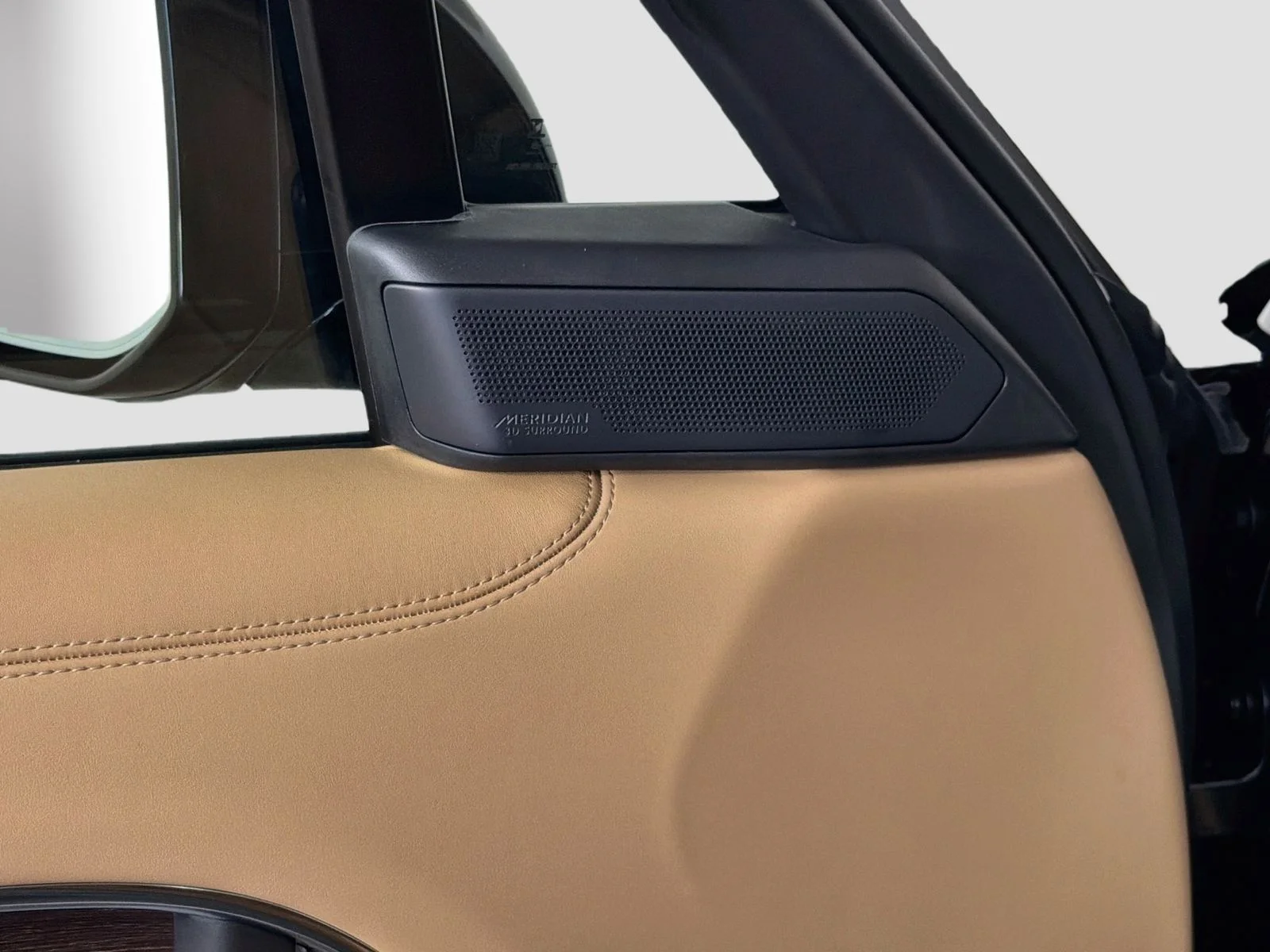 New 2026 Belgravia Green Land Rover SE image 22