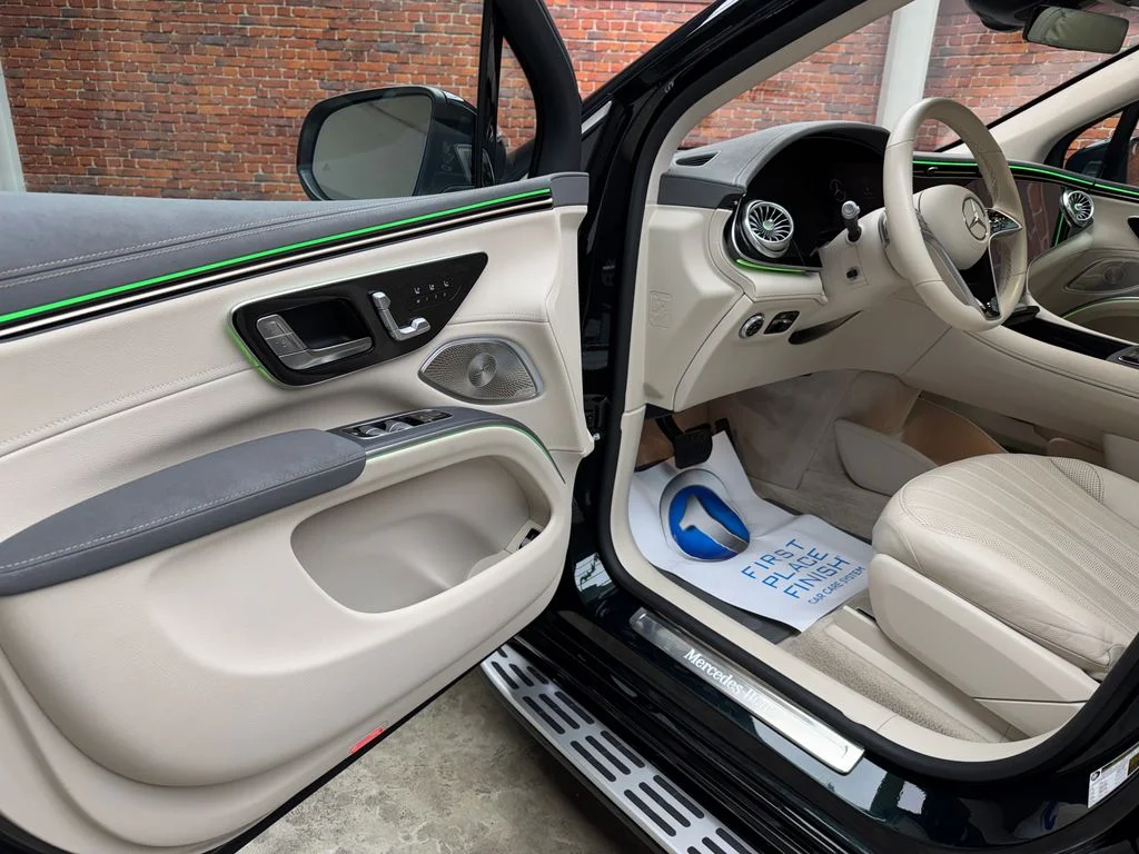 Used 2024 Green Mercedes-Benz 450 image 7
