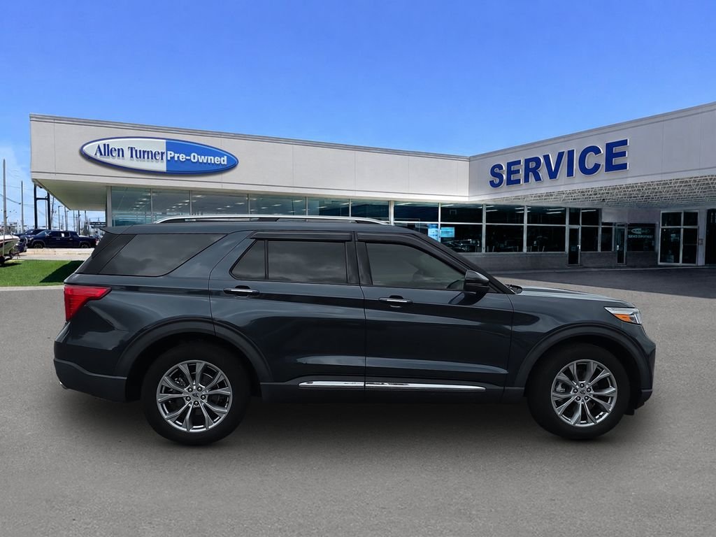 Used 2022 Stone Blue Metallic Ford Limited image 9