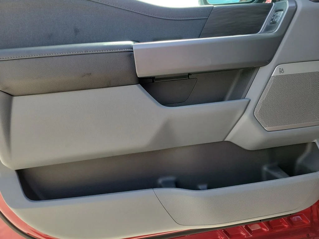 New 2026 Ruby Red Metallic Tinted Clearcoat Ford Lariat® image 13