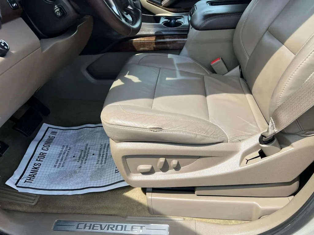 Certified Used 2015 CHAMPAGNE SILVER METALLIC Chevrolet LT image 18