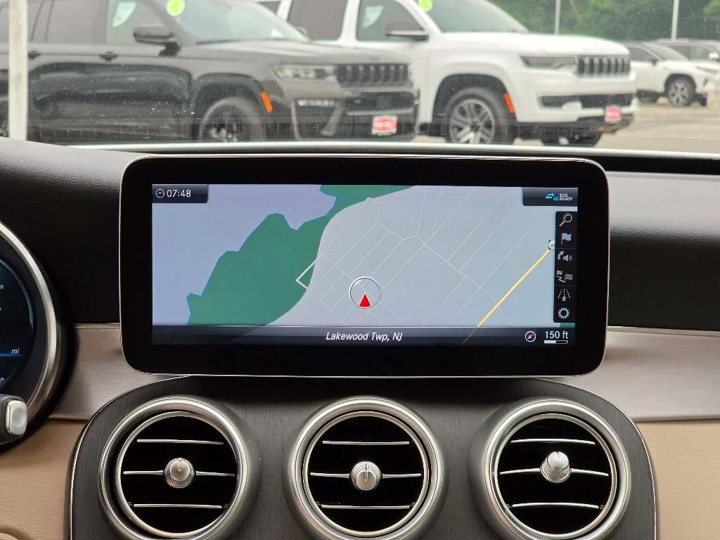Used 2021 White Mercedes-Benz C 300 image 9