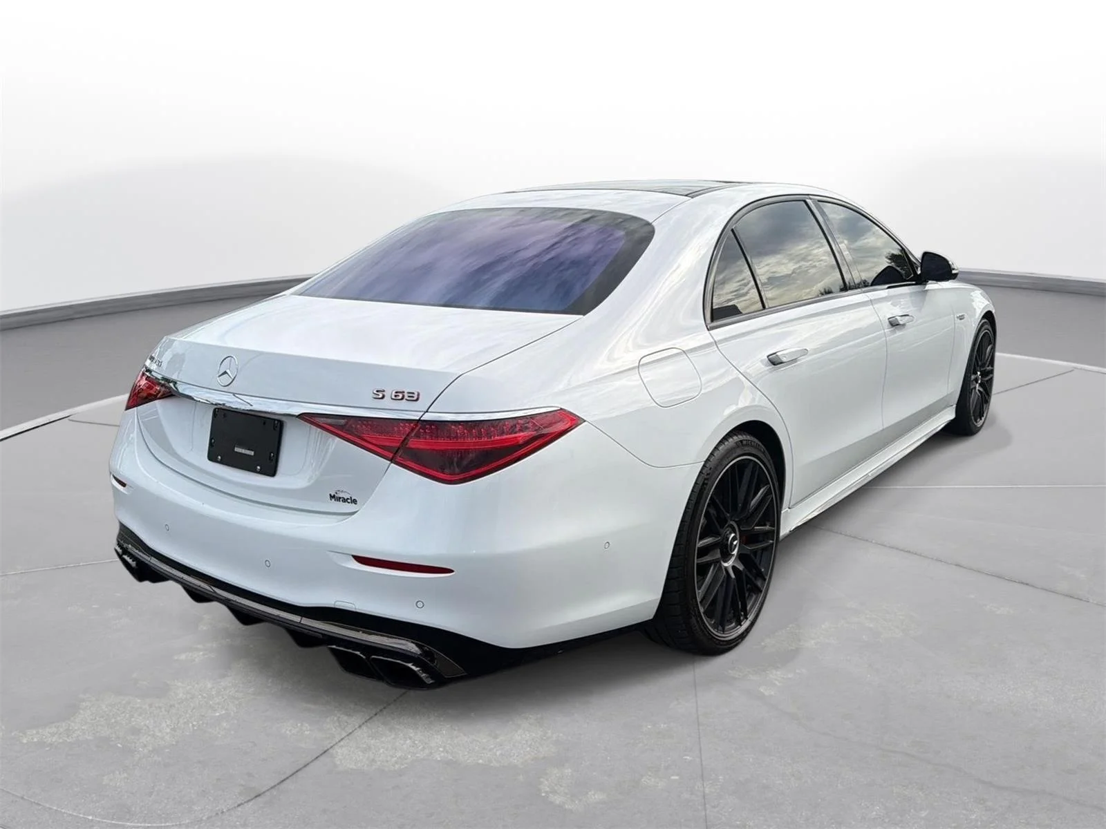 Used 2024 Moonlight White Mercedes-Benz AMG® S 63 E image 6