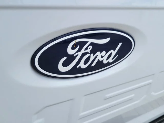 New 2026 Oxford White Ford STX image 9