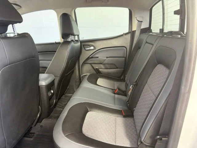 Used 2019 White Chevrolet Z71 image 44