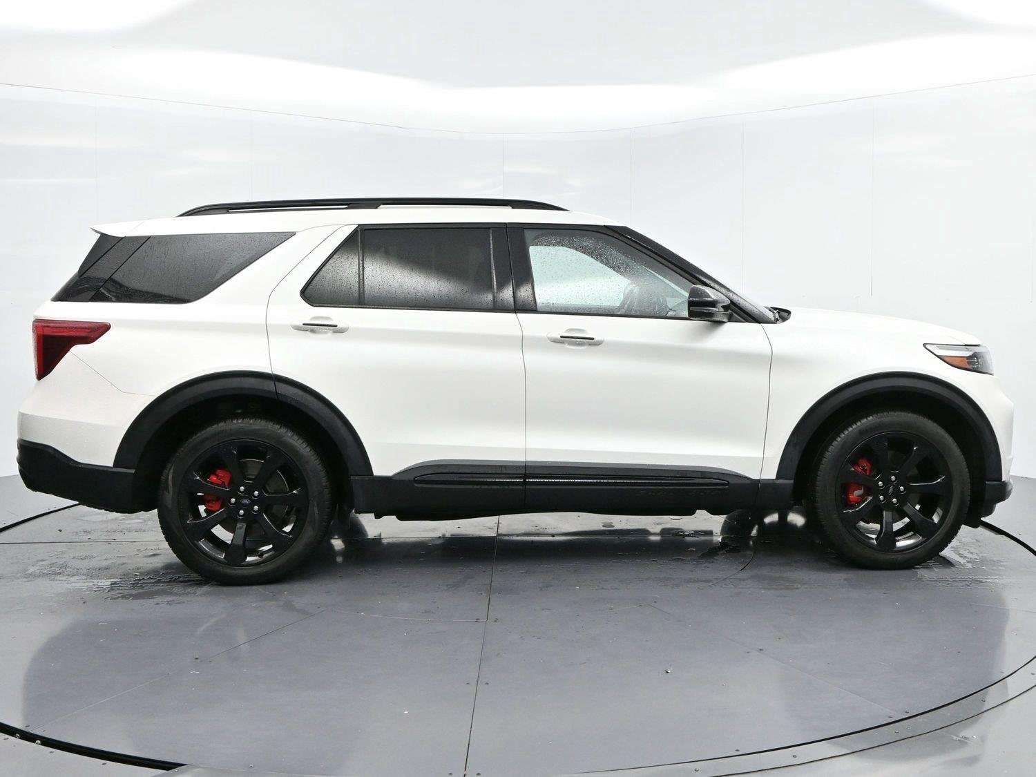 Used 2022 Star White Metallic Tri-Coat Ford ST image 8