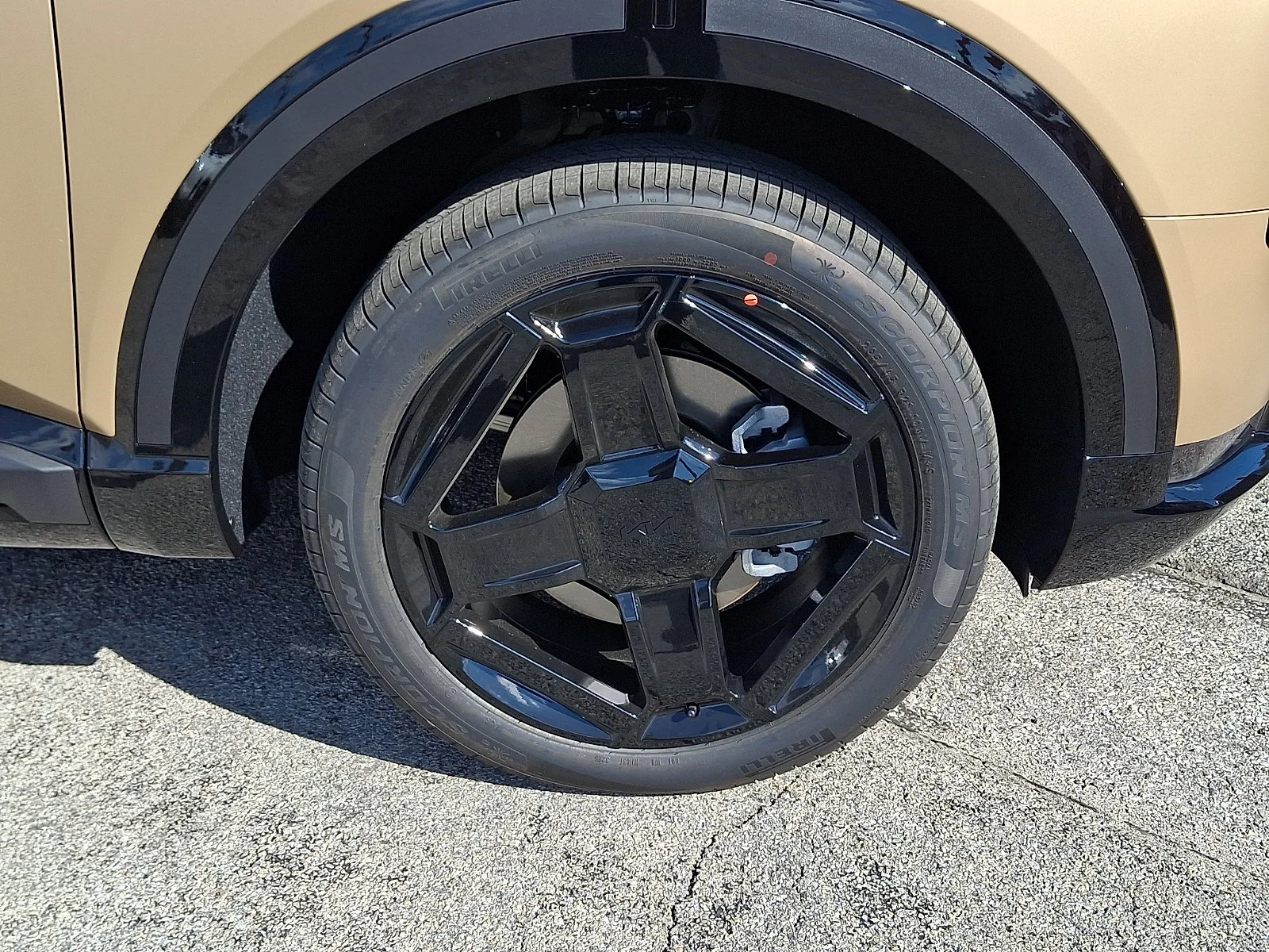 New 2027 Brown Kia X-Line EX image 9