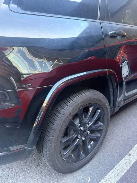 Used 2018 Black Jeep Altitude image 13
