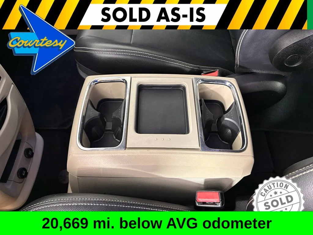 Used 2014 Silver Chrysler Touring image 23