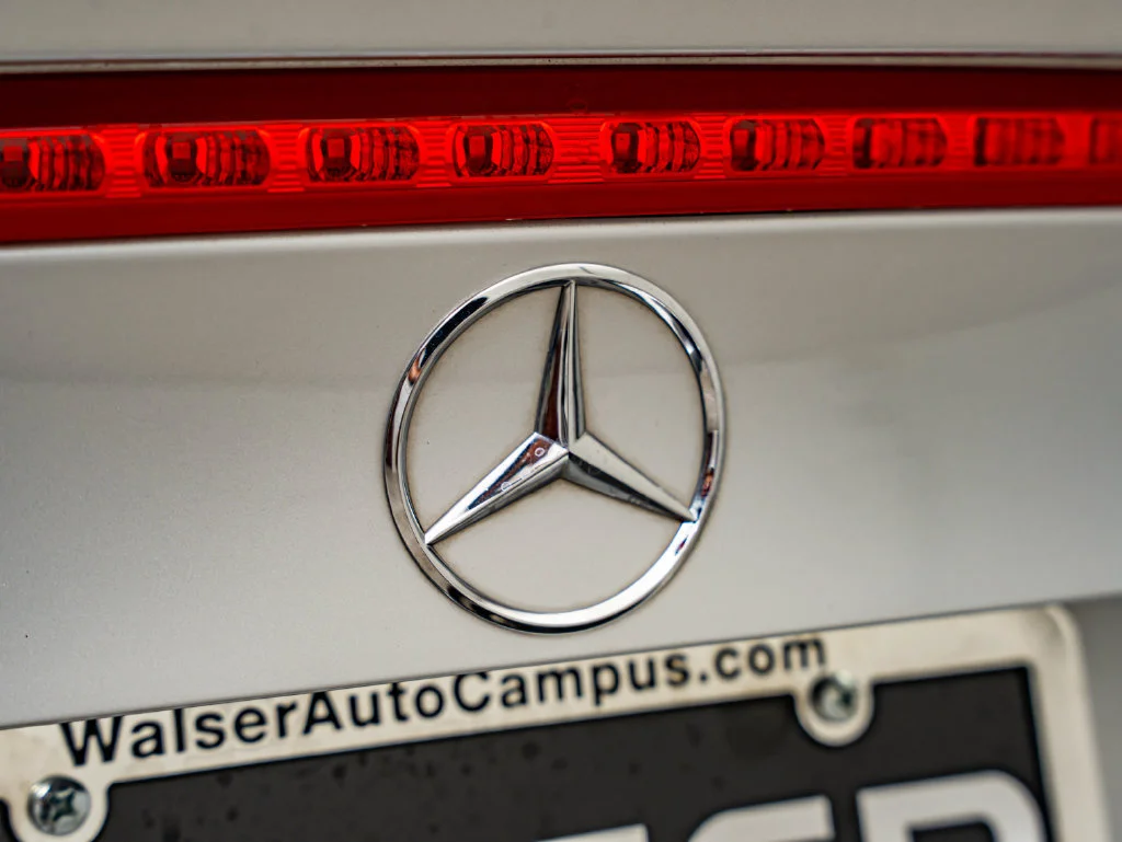 Used 2013 Silver Mercedes-Benz SLK 250 image 18