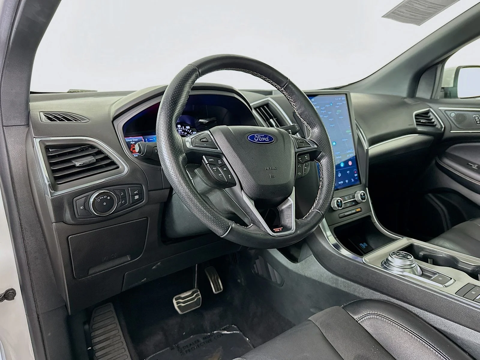 Used 2022 Star White Metallic Tri-Coat Ford ST image 9