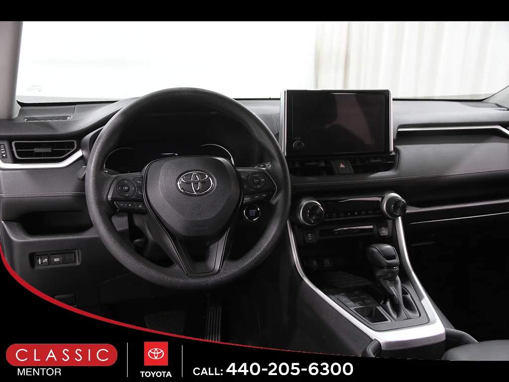 Used 2024 Ice Cap Toyota XLE image 6
