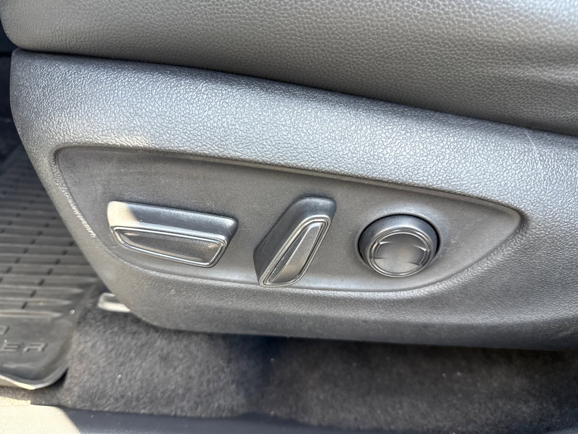 Certified Used 2024 Cloud Toyota XLE image 23