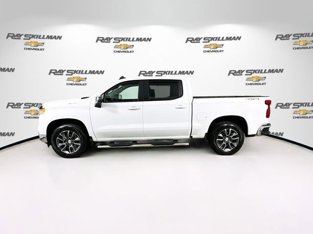 Used 2024 Summit White Chevrolet LT image 4