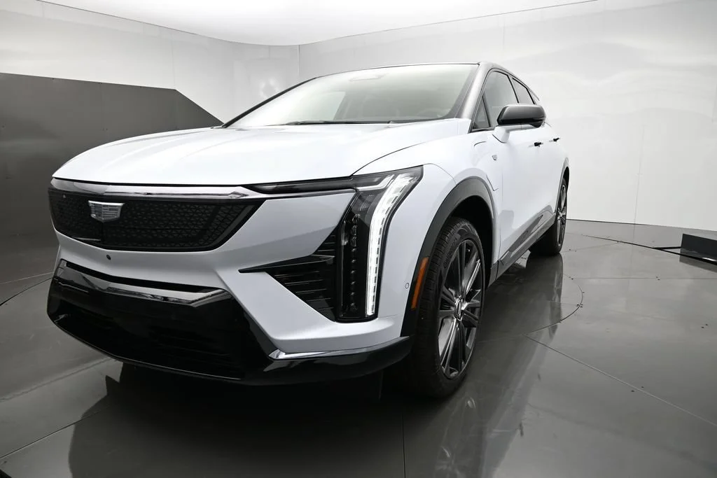 2027 Cadillac OPTIQ Premium Sport - Photo 40