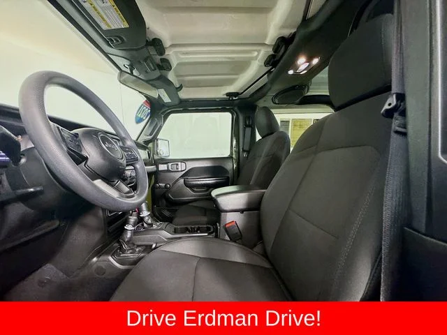 Used 2021 Green Jeep Sport image 6