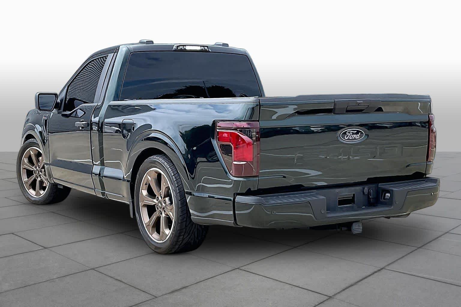 Used 2025 Agate Black Metallic Ford XL image 11