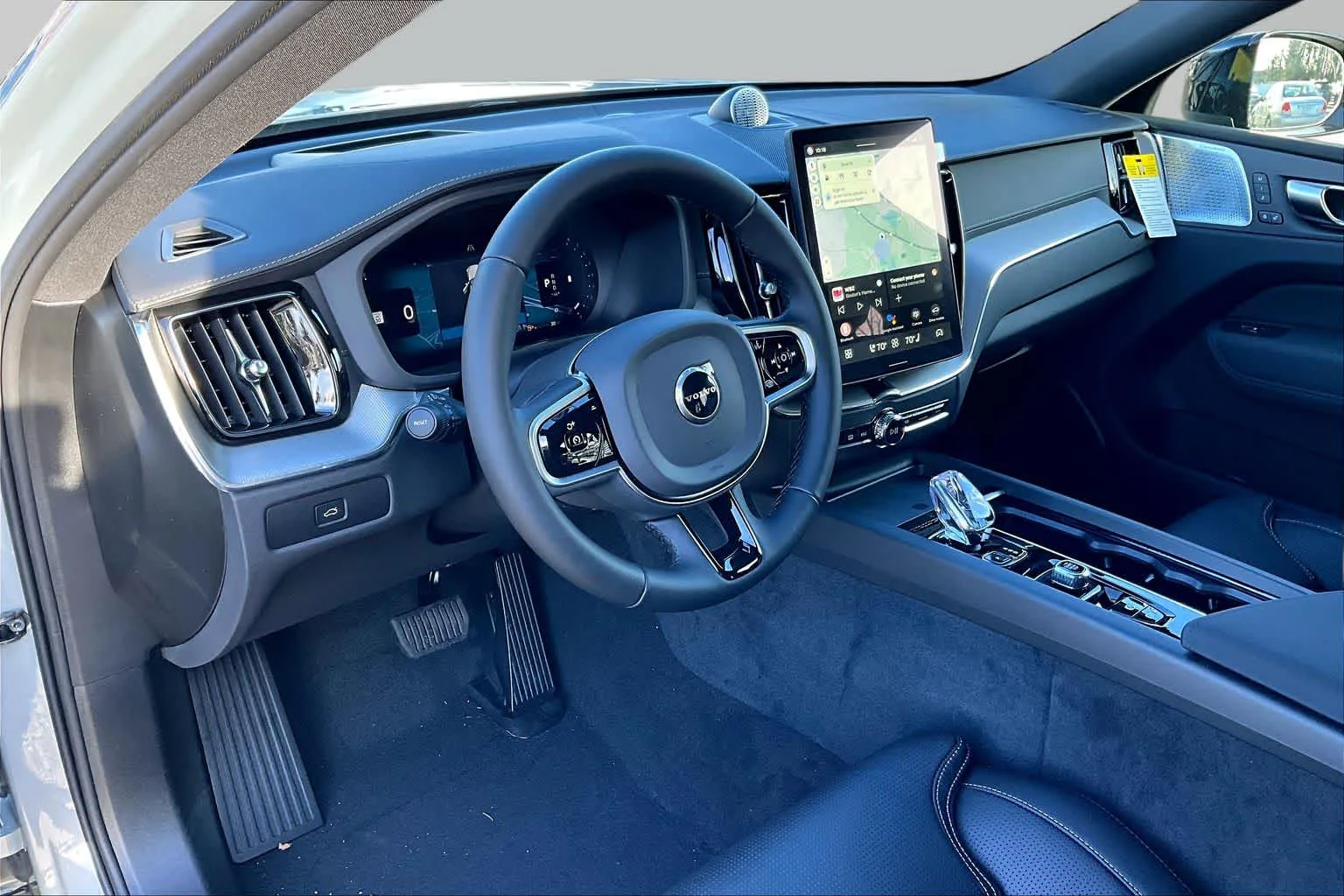 New 2026 Vapour Grey Volvo Ultra image 9