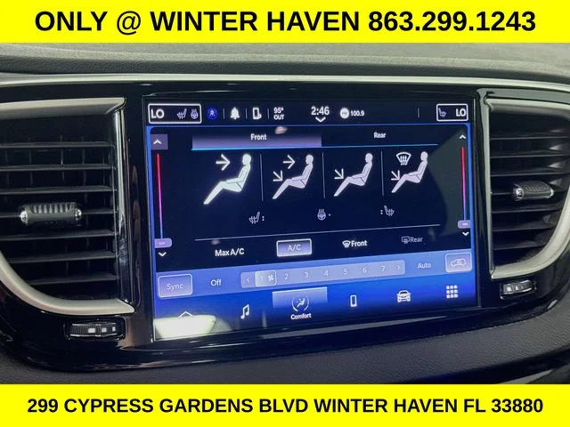 Used 2024 Red Chrysler Touring L image 15