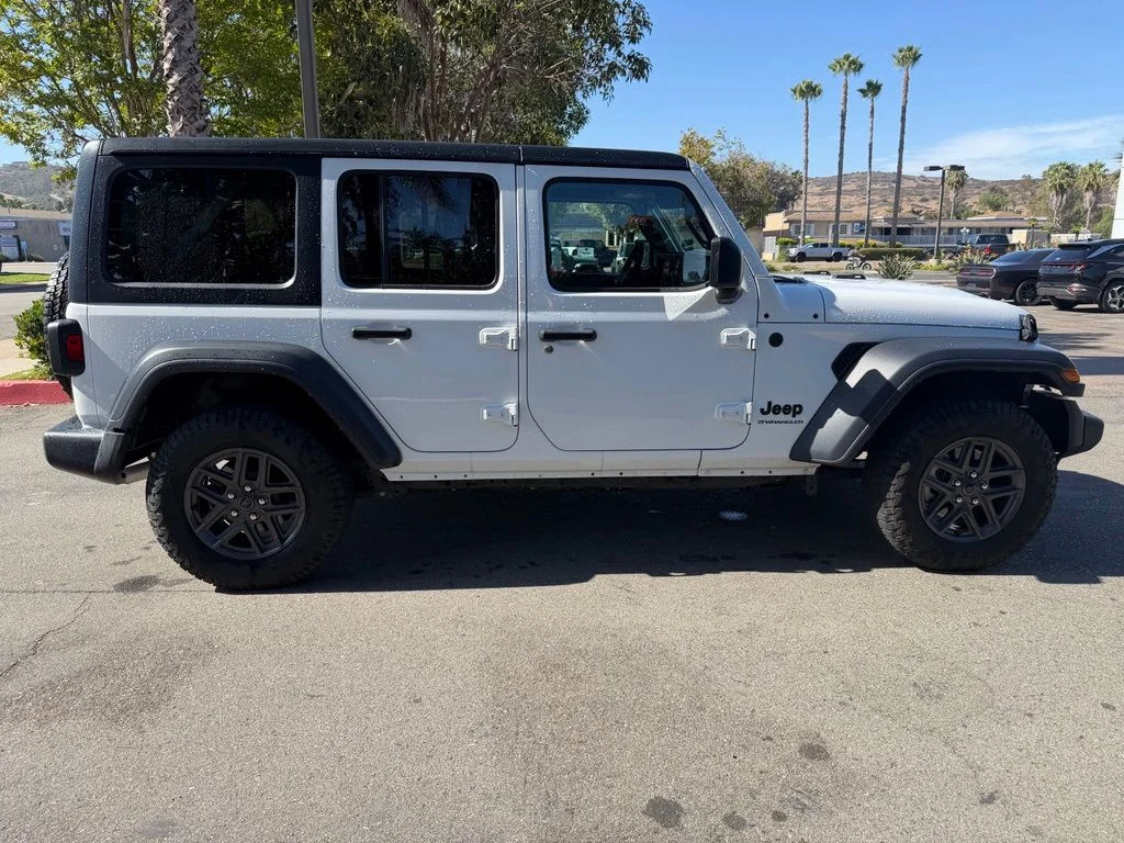 Used 2024 White Jeep Sport S image 14