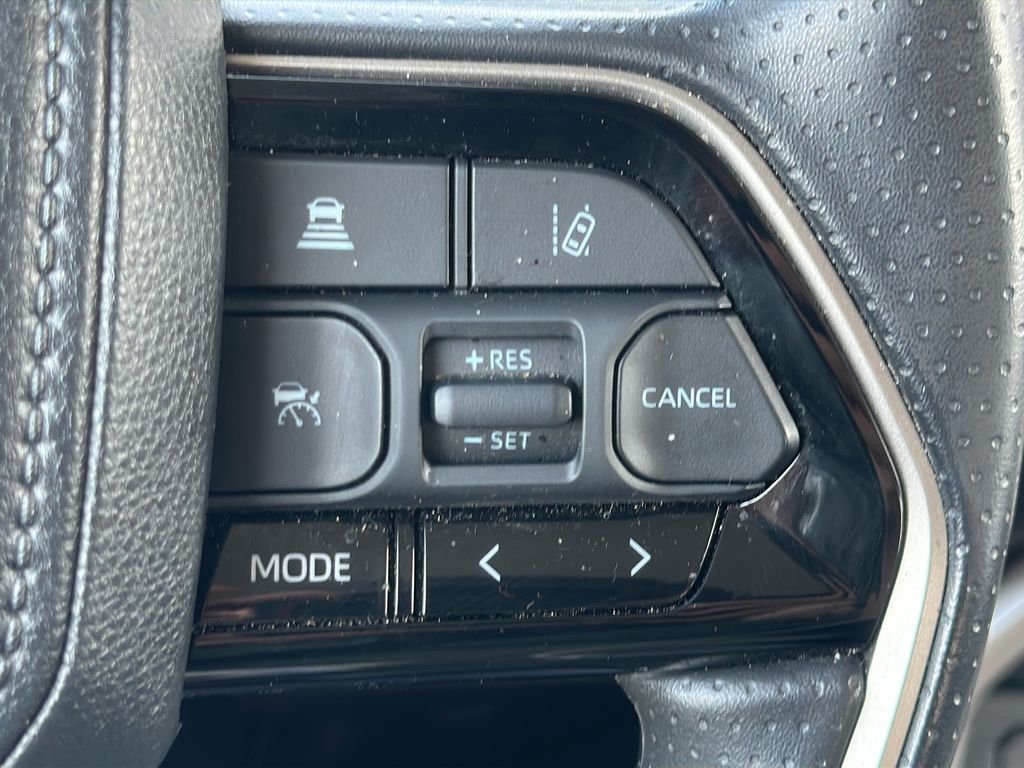 Used 2024 White Toyota SR5 image 22