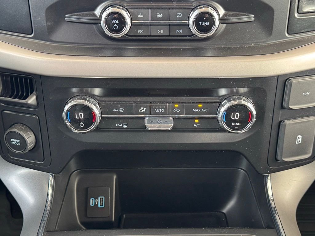 Used 2021 Gray Ford XLT image 31