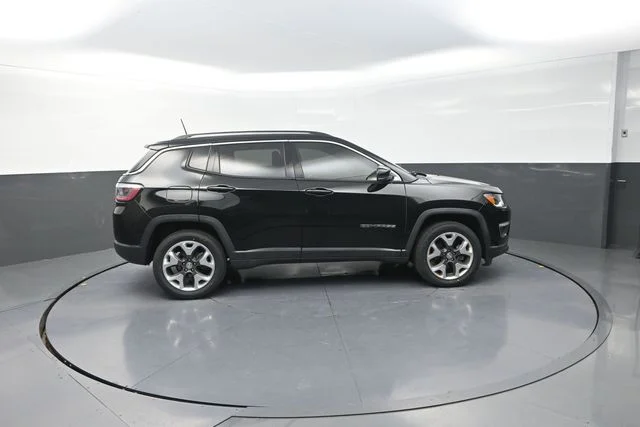 Used 2018 Black Jeep Limited image 15