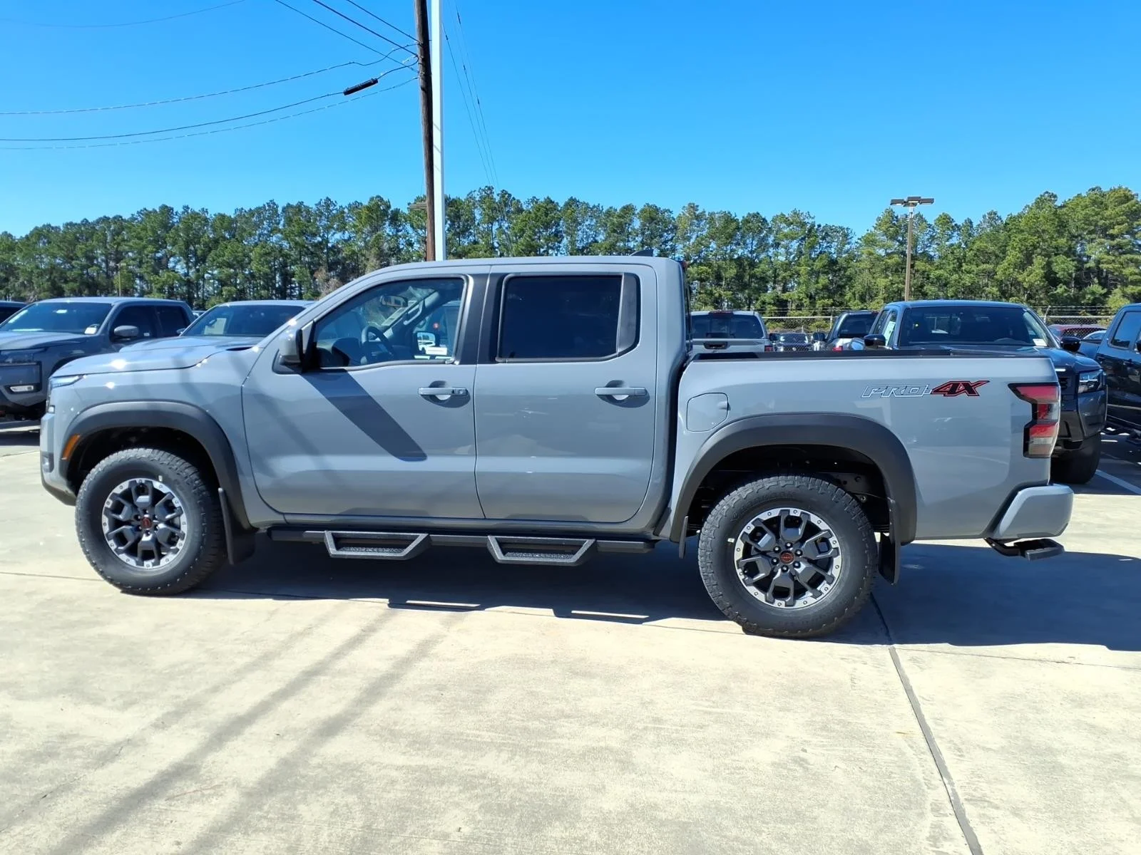 2026 Nissan Frontier Crew Cab PRO-4X® - 7