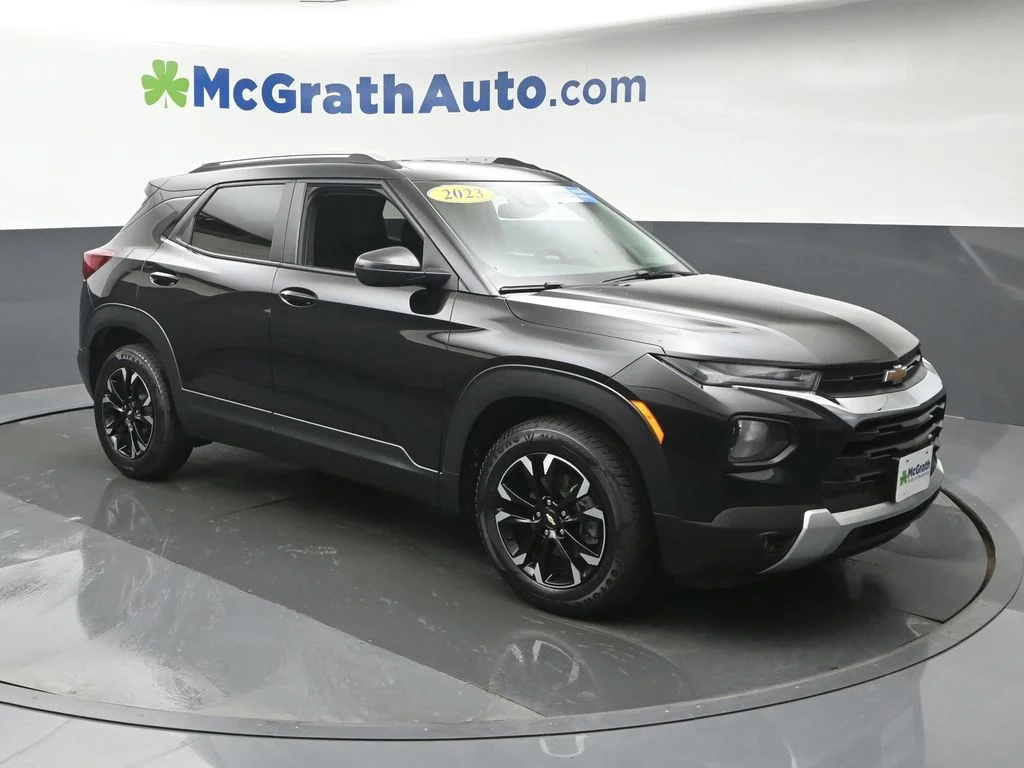 Used 2023 Black Chevrolet LT image 2