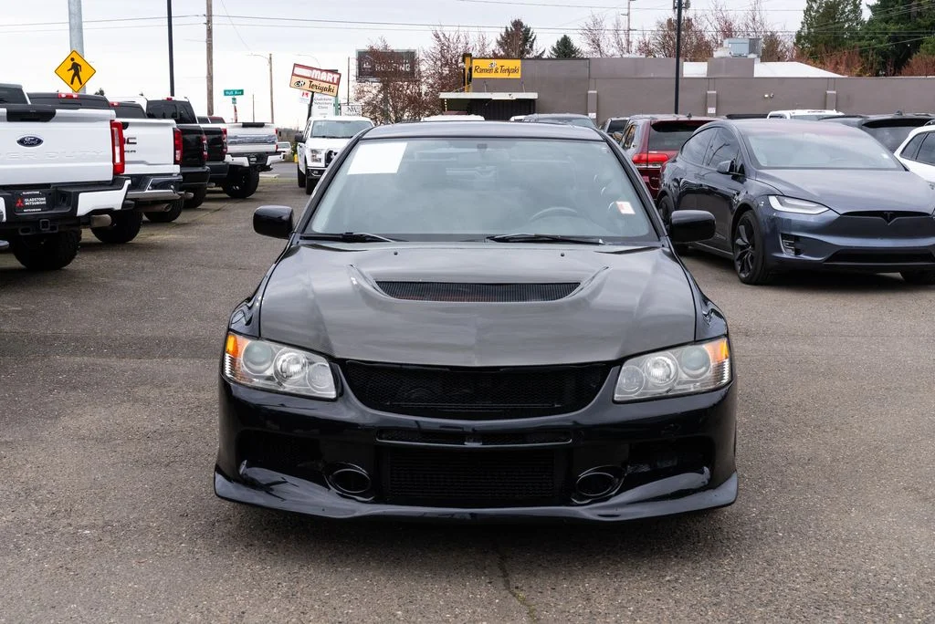 Used 2006  Mitsubishi Evolution IX image 2