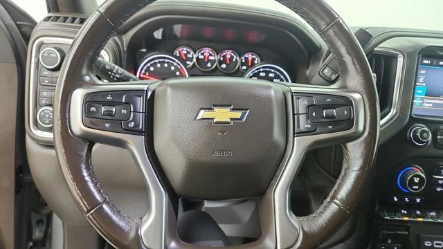 Used 2021 Gray Chevrolet LTZ image 21