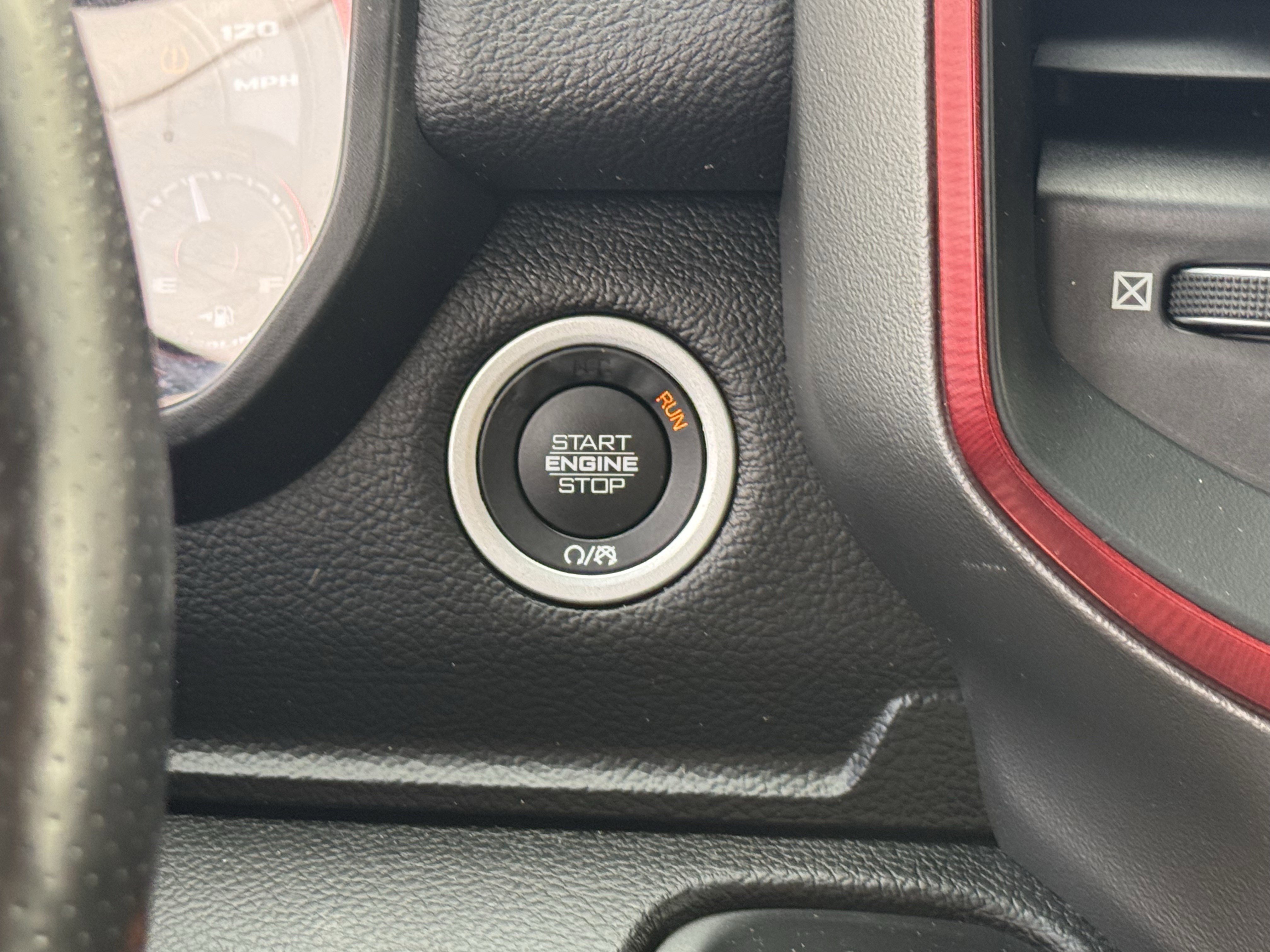 Used 2019 Granite Crystal Metallic Clearcoat Ram  image 23