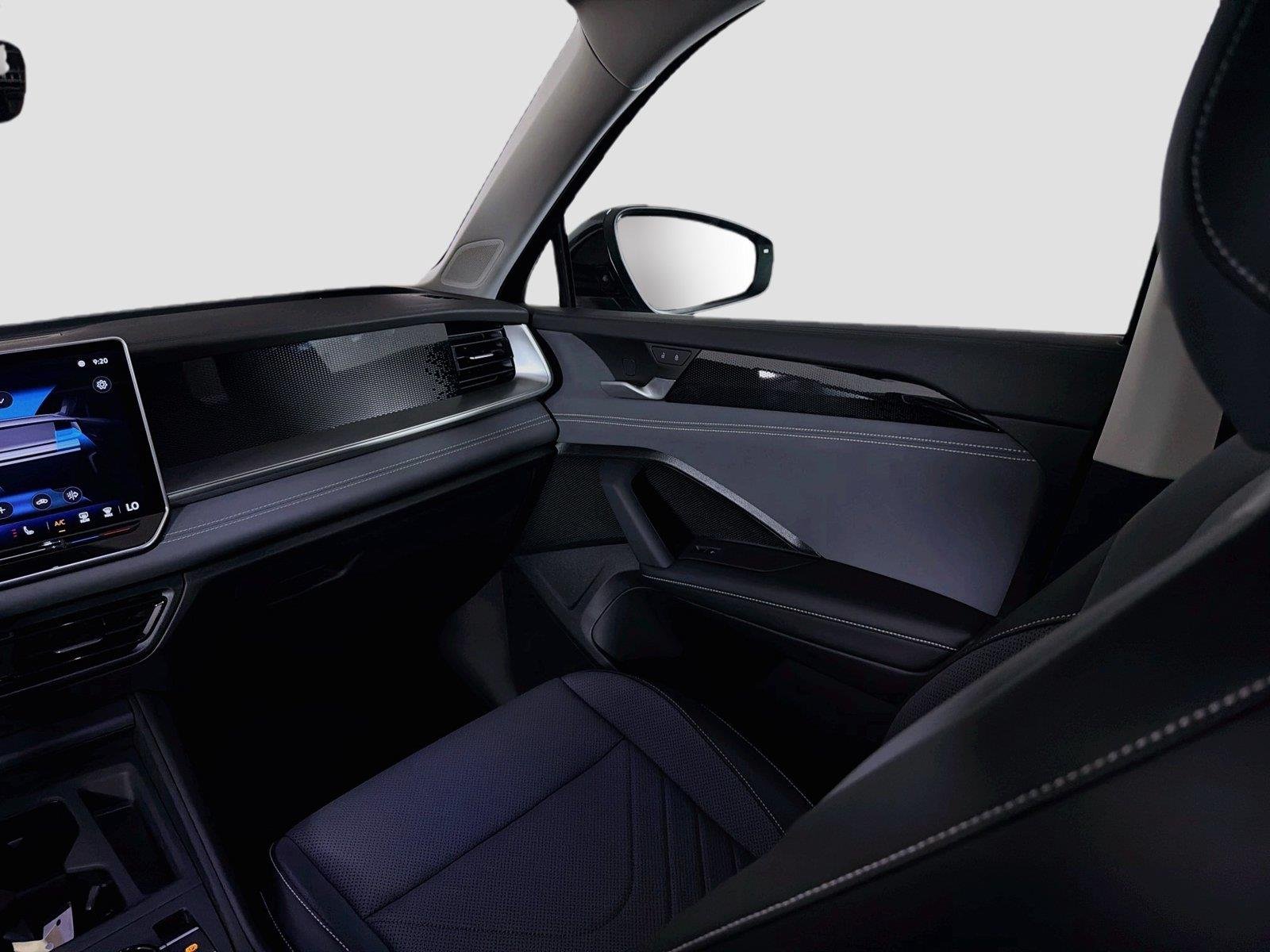 New 2026 Deep Black Pearl Volkswagen SE image 22